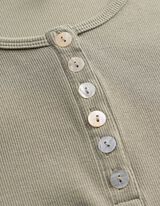 T-Shirt - Knopfleiste - Gr&uuml;n