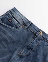 Jeansshorts - dark blue denim - Hellblau
