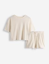 Pyjama Set aus Shirt und Shorts - Waffelstruktur - wei&szlig;