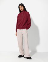 Troyer - tamno-crvena