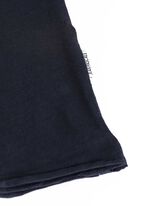 T-shirt - dekolt serafino - ciemny niebieski