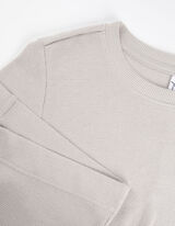 Pyžamový komplet pozostávajúci z trička s dlhým rukávom a nohavíc - bezova