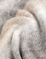 Sweter z dzianiny - golf - bez