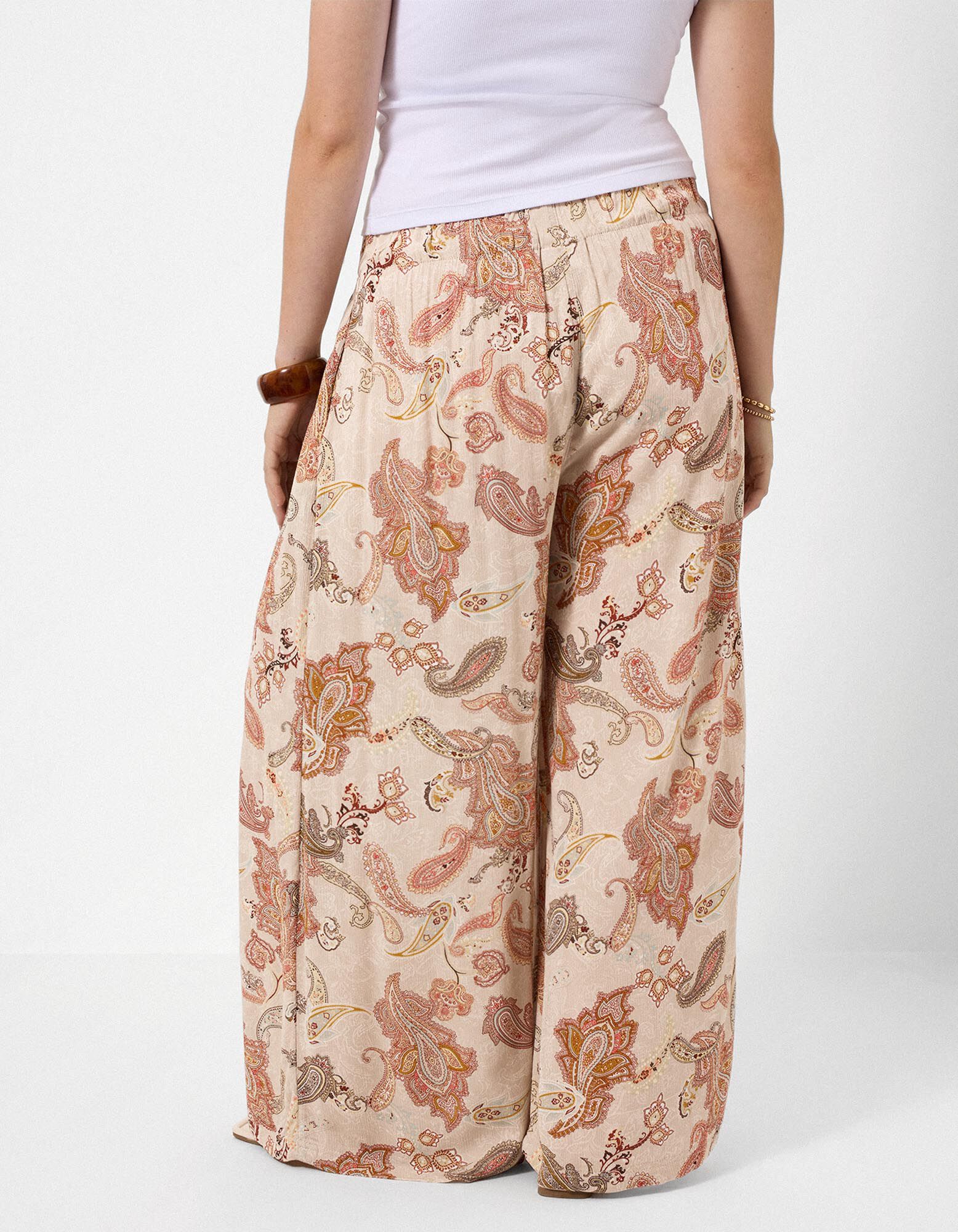 Pantaloni culotte - Motivo paisley - Beige