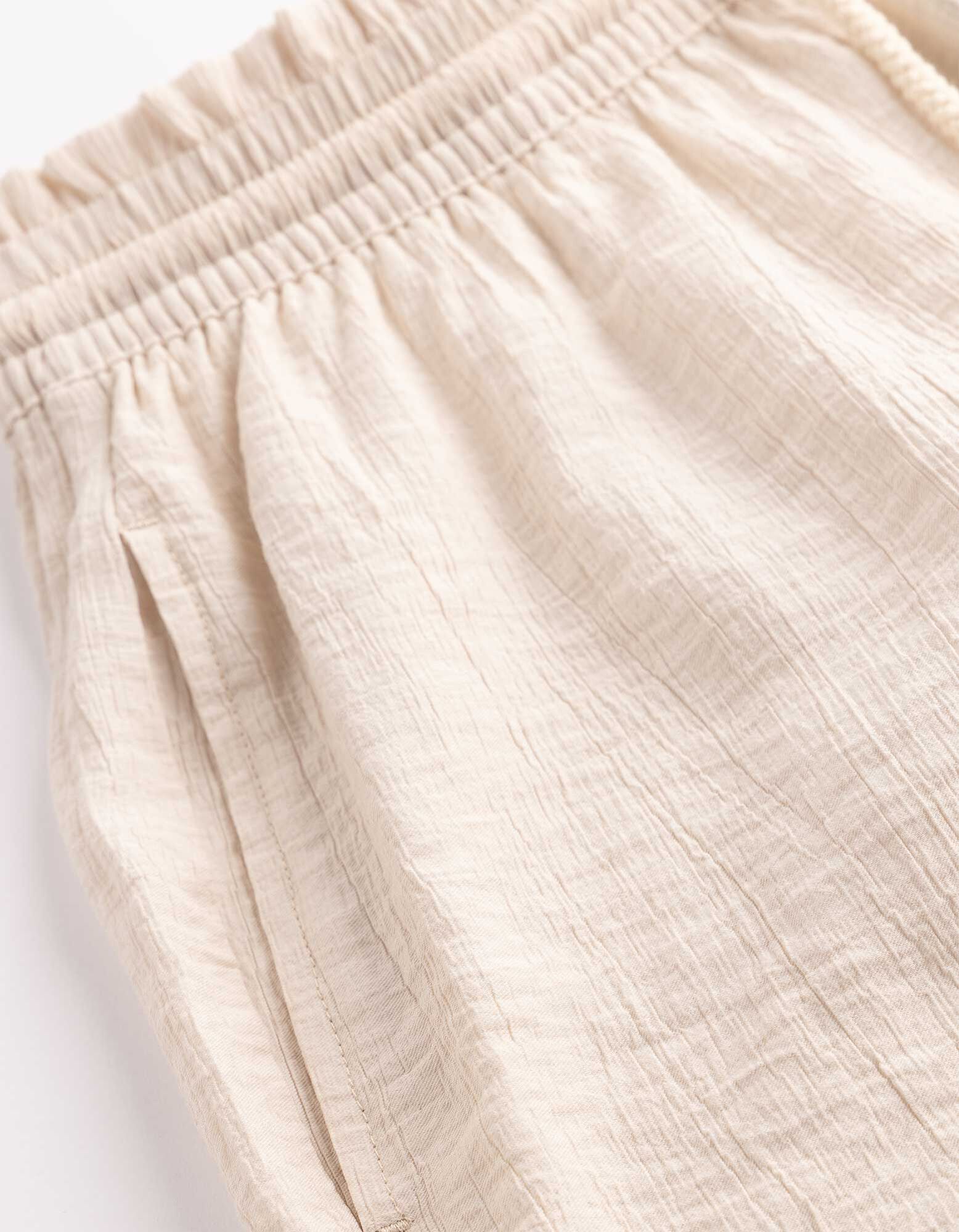 Shorts - Elastischer Bund - Beige