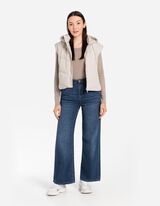 Prošiveni prsluk - Spuštena ramena - svijetlo siva