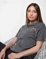 T-s&auml;rk - tagak&uuml;ljel motiiv - helehall