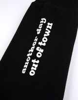 Sweatjacke - R&uuml;ckenprint - schwarz