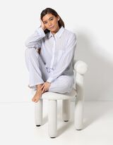 Pyjama Set aus Langarmshirt und Hose  - Streifen - weiß