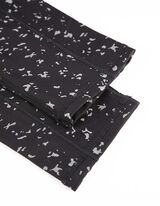 Tamprės - Kvėpuoja - juodas