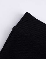 &Scaron;orts - jednobojna - crno