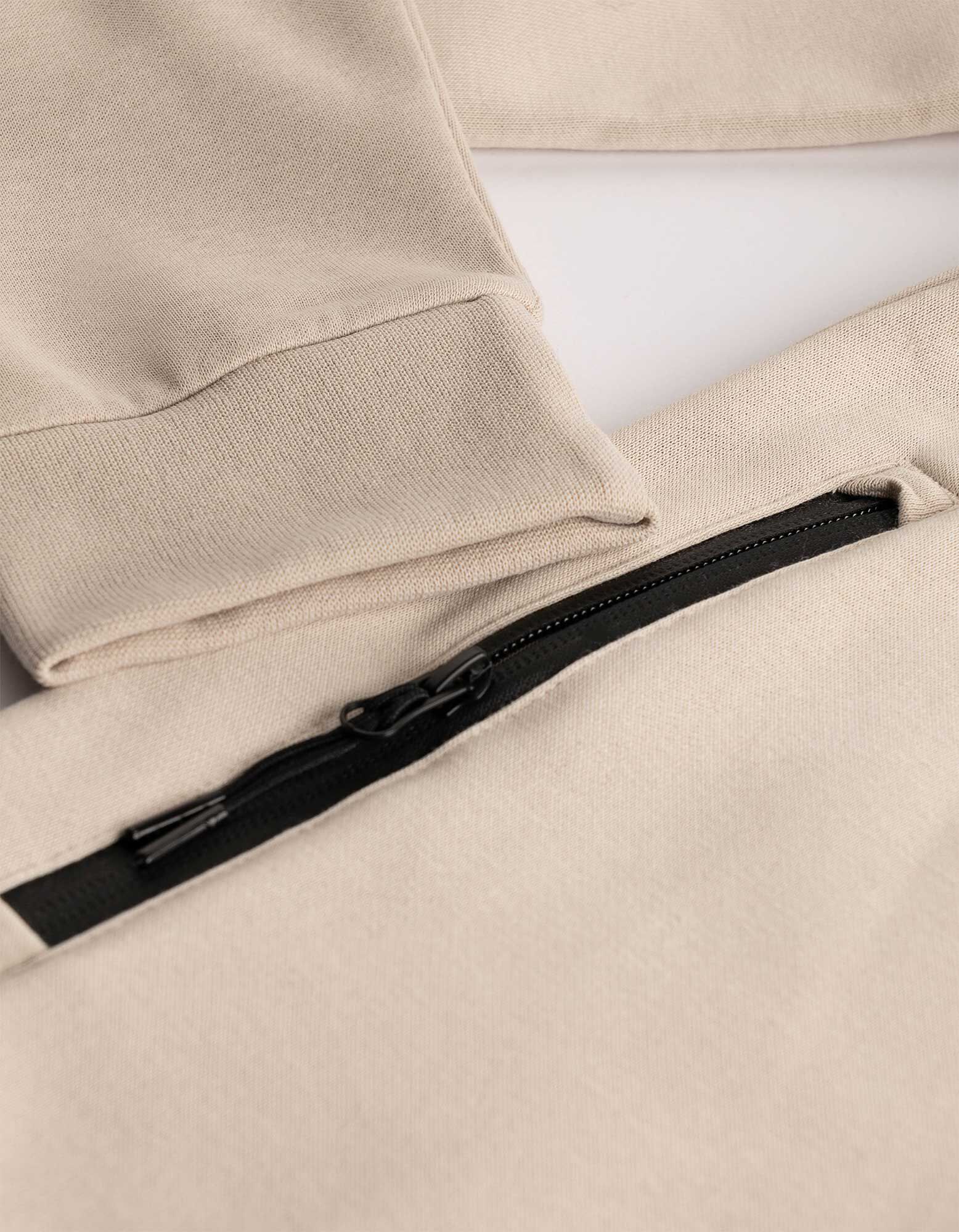 Strickjacke - Stehkragen - Beige
