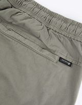 Meleg&iacute;tőnadr&aacute;g - Jogger Fit - z&ouml;ld