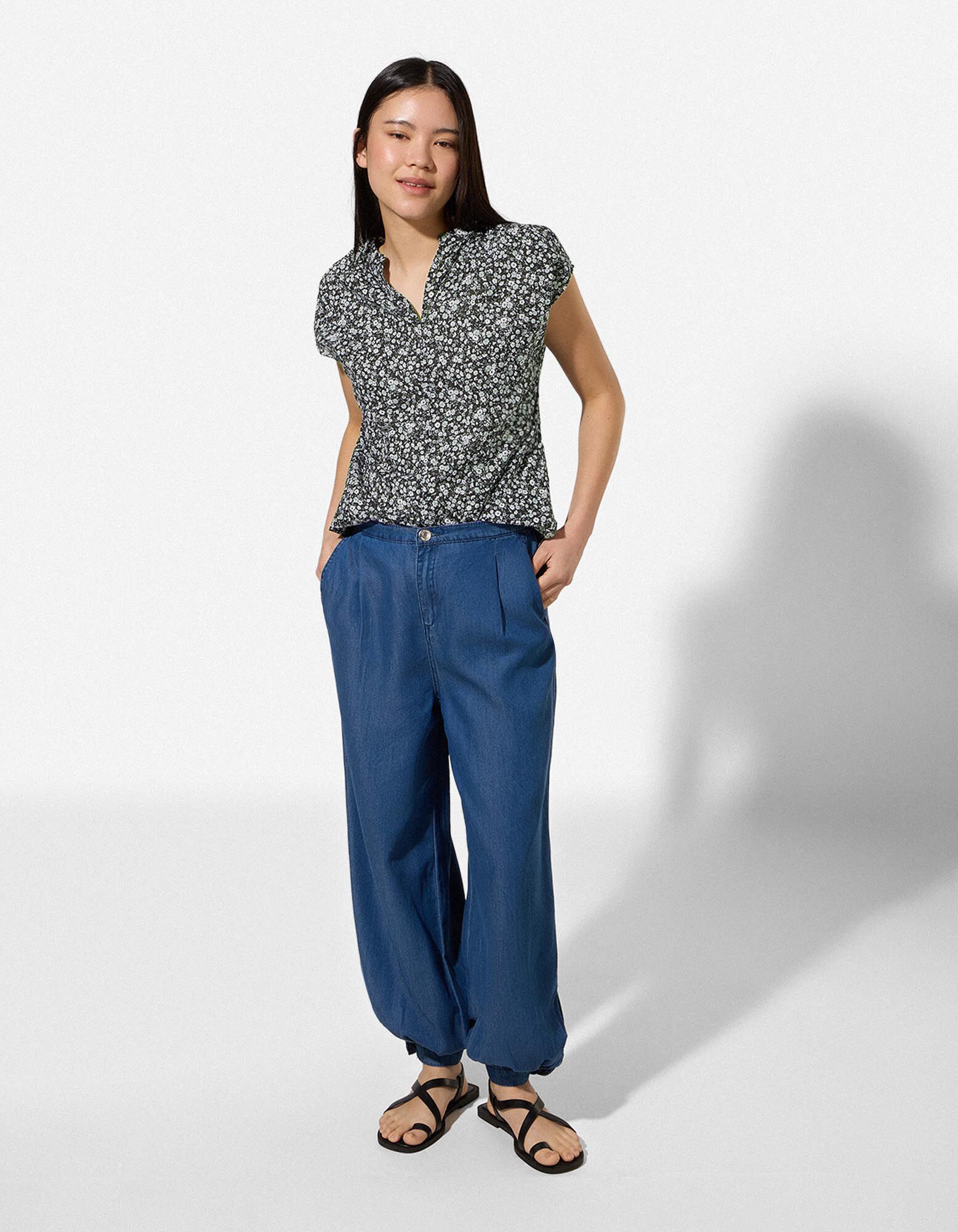 Blusenshirt - Allover-Print - schwarz