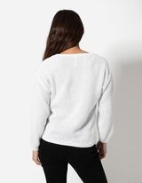 Pleteni pulover - V-izrez - bela