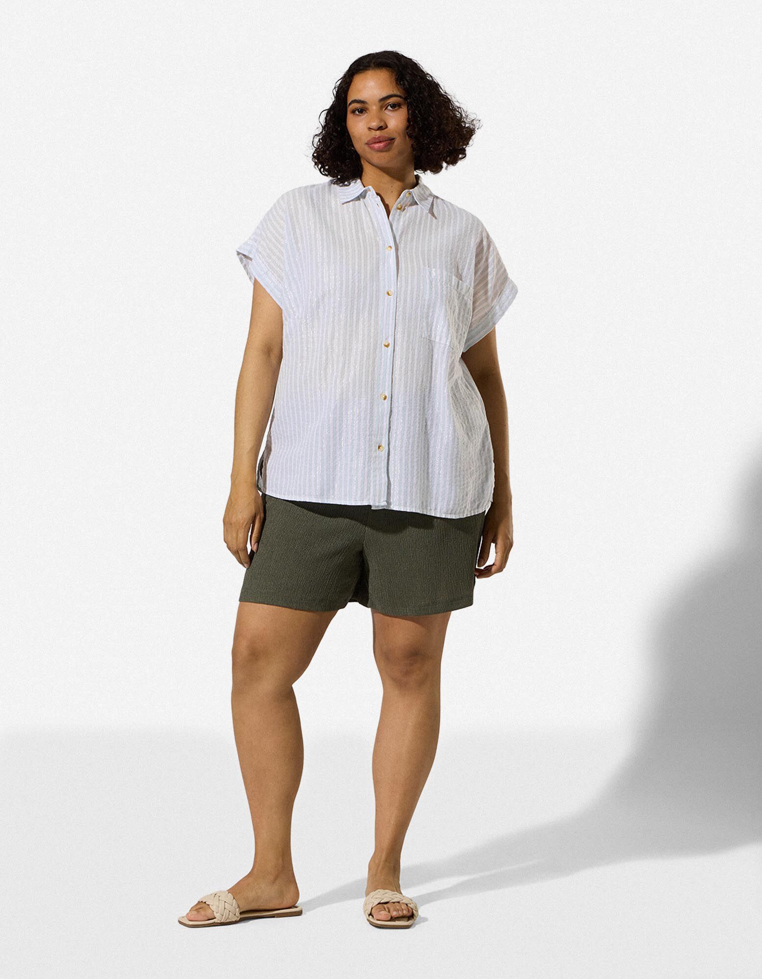 Bluse - Brusttasche - Khaki