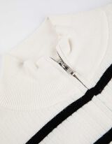 Pletena jopa - Zadrga - crna