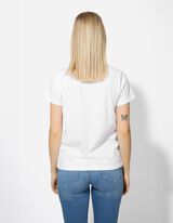 T-s&auml;rk - lisatud tikand - valge