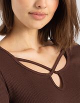 Mar&scaron;kinėliai ilgomis rankovėmis - Rakto skylutės i&scaron;kirptė - tamsiai rudas