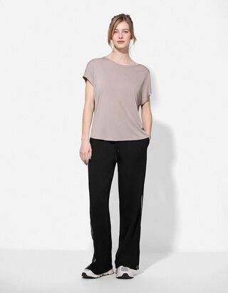 Laiad p&uuml;ksid - ilupaelad - must