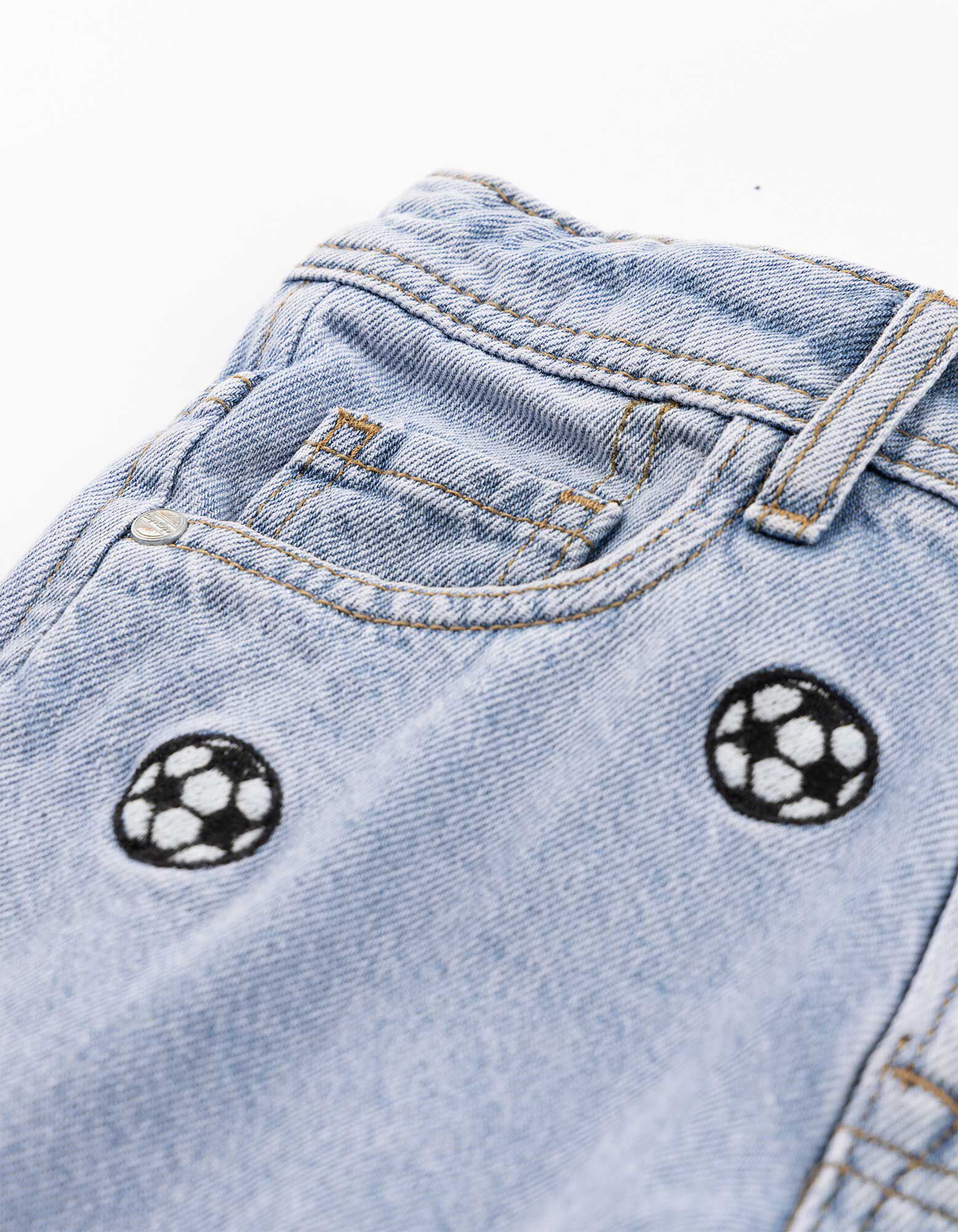 Jeans - Stickerei - Hellblau