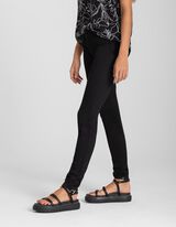 Jegging - &Ouml;vb&uacute;jtat&oacute;s - fekete