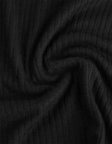 Tričko - V&yacute;strih Carmen - cierna