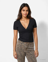 T-shirt - kopertowy krój - czarny