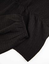 prostokątny dekolt - czarny