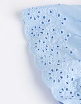 T-shirt - ażurowa koronka - jasny niebieski