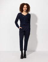 Pletena jopa - V-izrez - temno modra