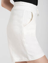 R&ouml;vidnadr&aacute;g - Sz&eacute;les fazon - feher