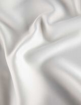 Topp - langev kaelus - valge