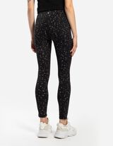 Tamprės - Kvėpuoja - juodas