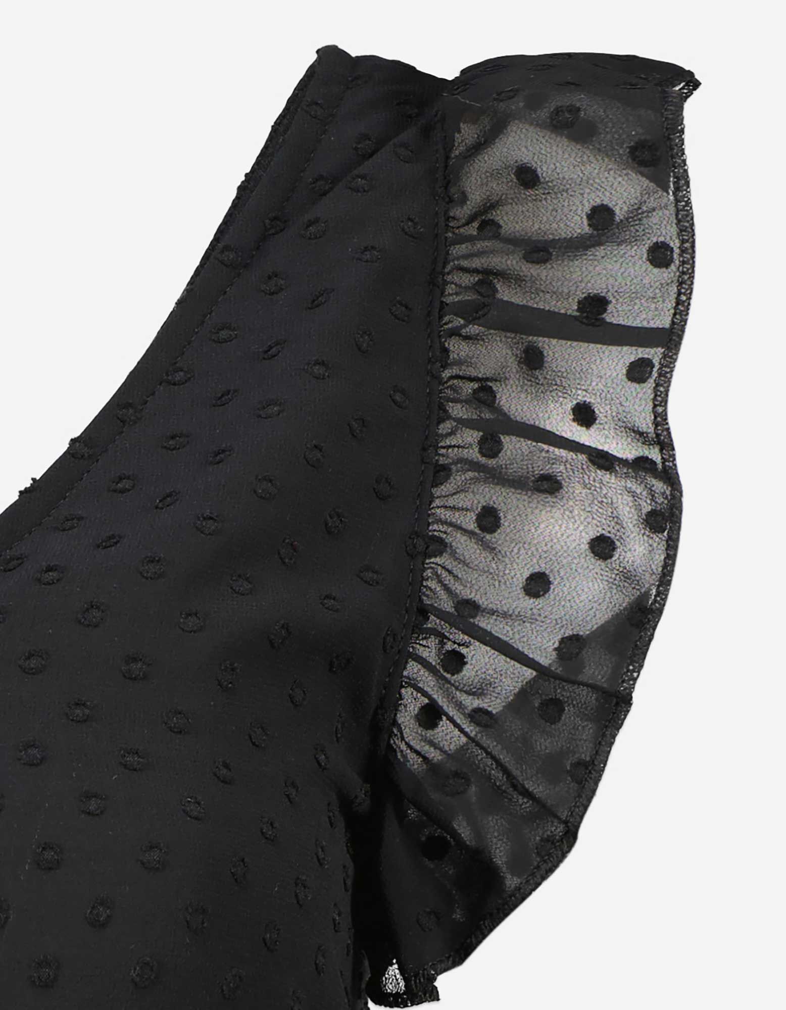 Bluză - M&acirc;neci cu volane