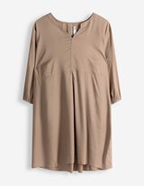 V v&yacute;střih - hneda