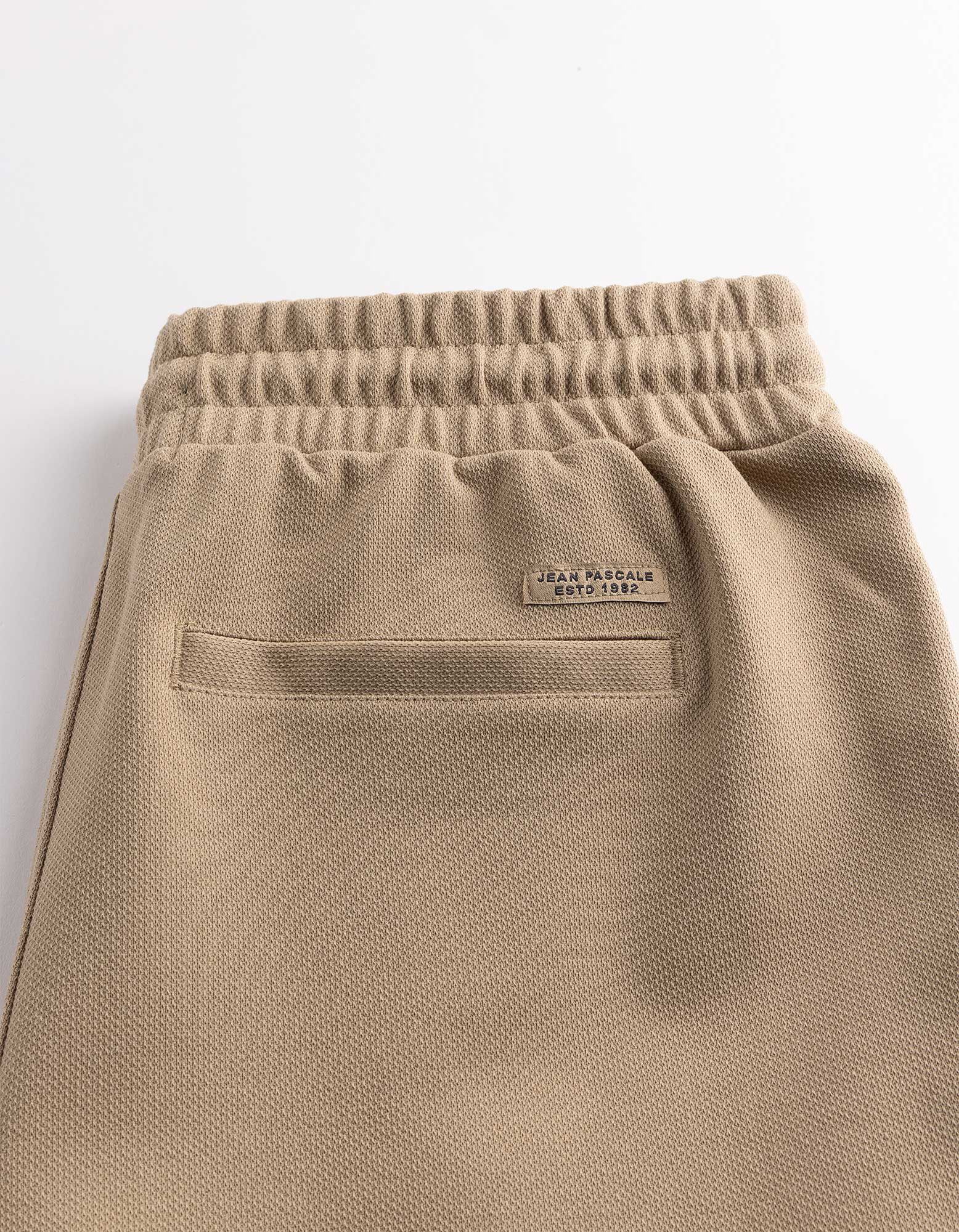 Shorts - Piqu&eacute; - Beige