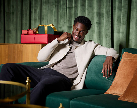 prospekt herren mit Pullover 