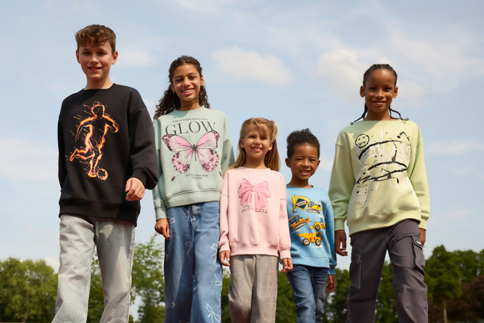 kids sweatshirts